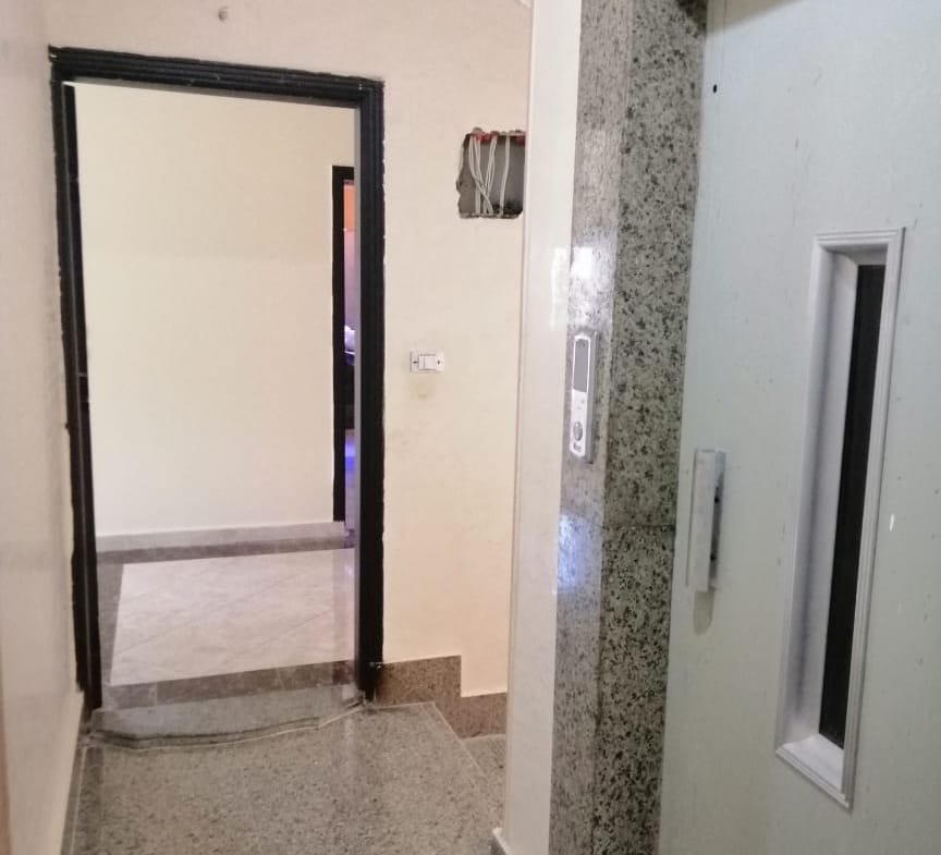 التجمع الخامس اللوتس الجنوبية منطقة 10 بقرب من الجامعه الأمريكية