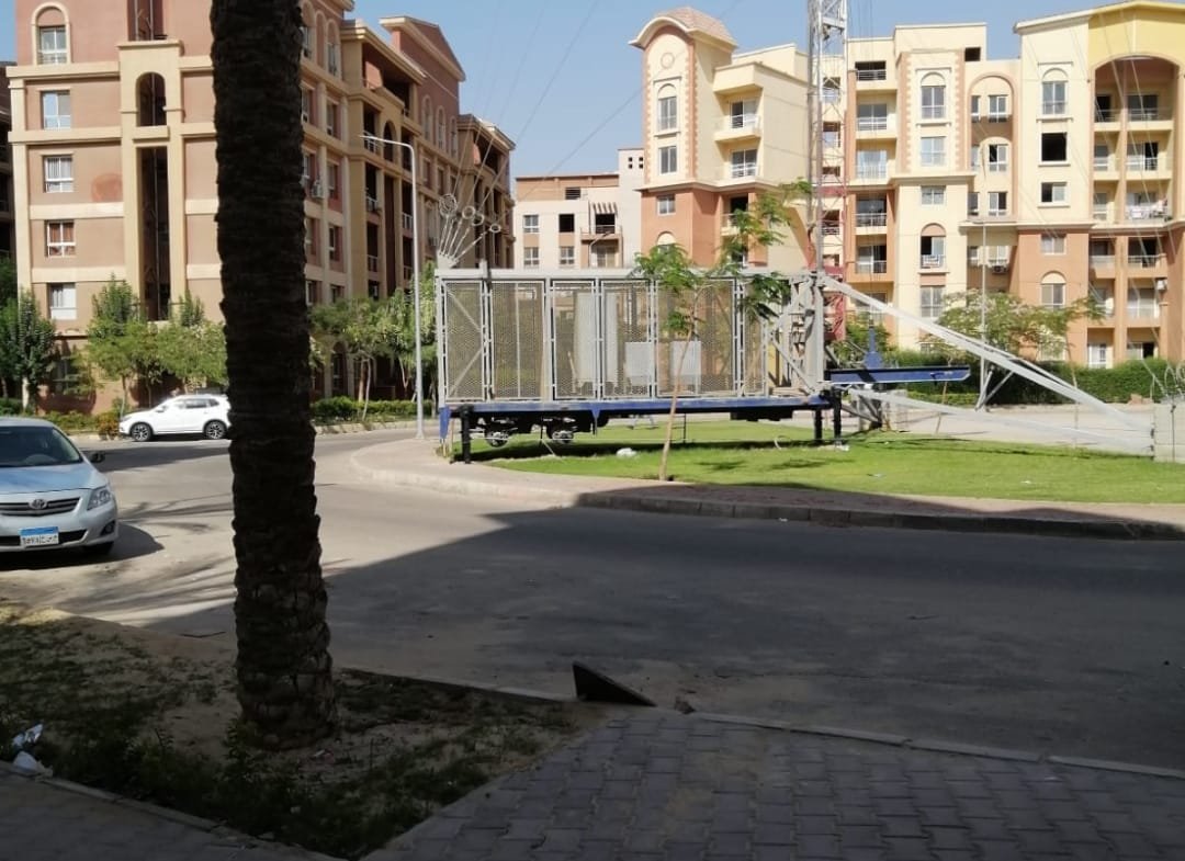 شقة بموقع متميز فى ٦ اكتوبر كمبوند دجلة بالمز