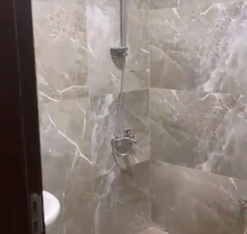 شقه للبيع بميدان هيئه التدريس ١٨٠م