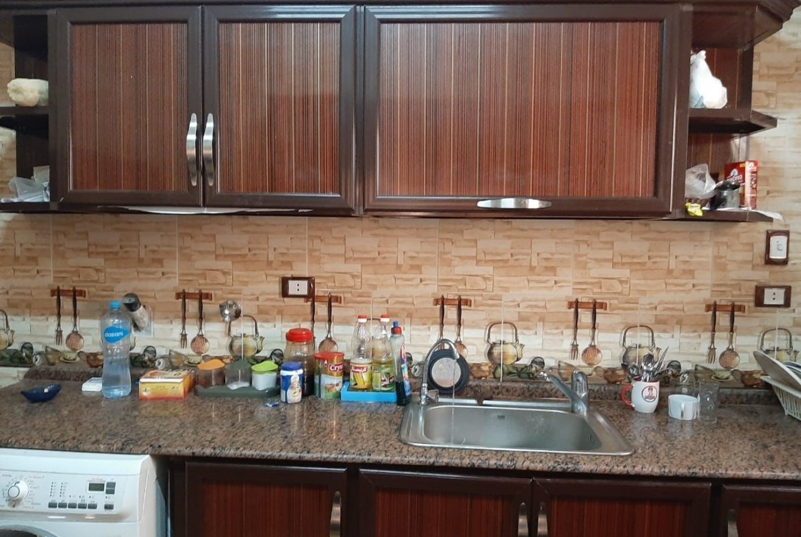 شقة راقية للإيجار بالتجمع الخامس مفروشة بالكامل للتواصل 01021995598