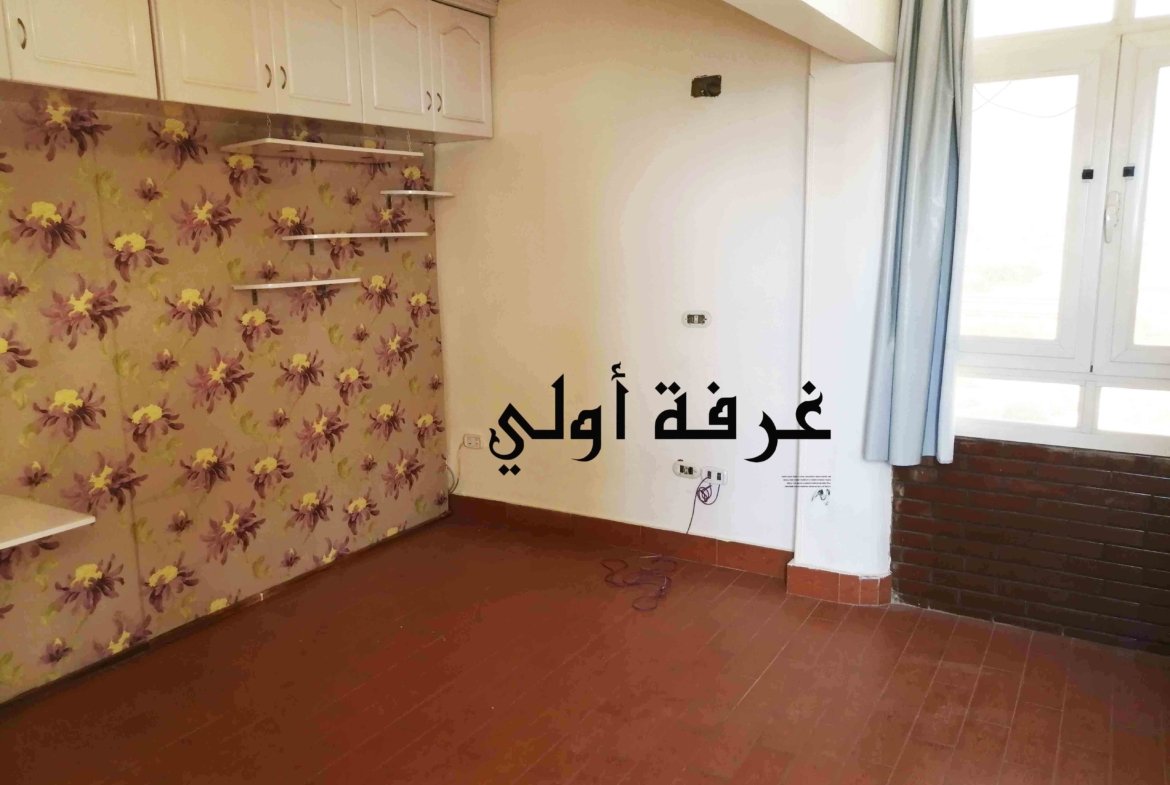 شقة بالمعادى بالقاهرة أيجار جديد 120متر على كورنيش النيل مباشرة