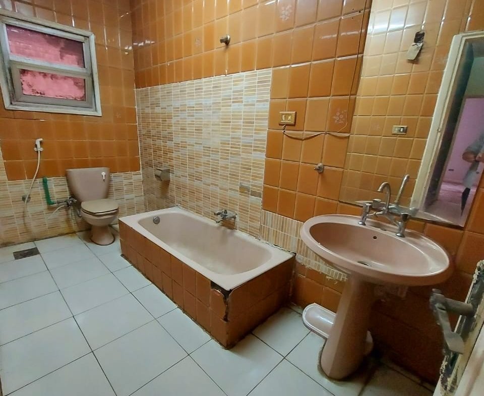 شقه للبيع
