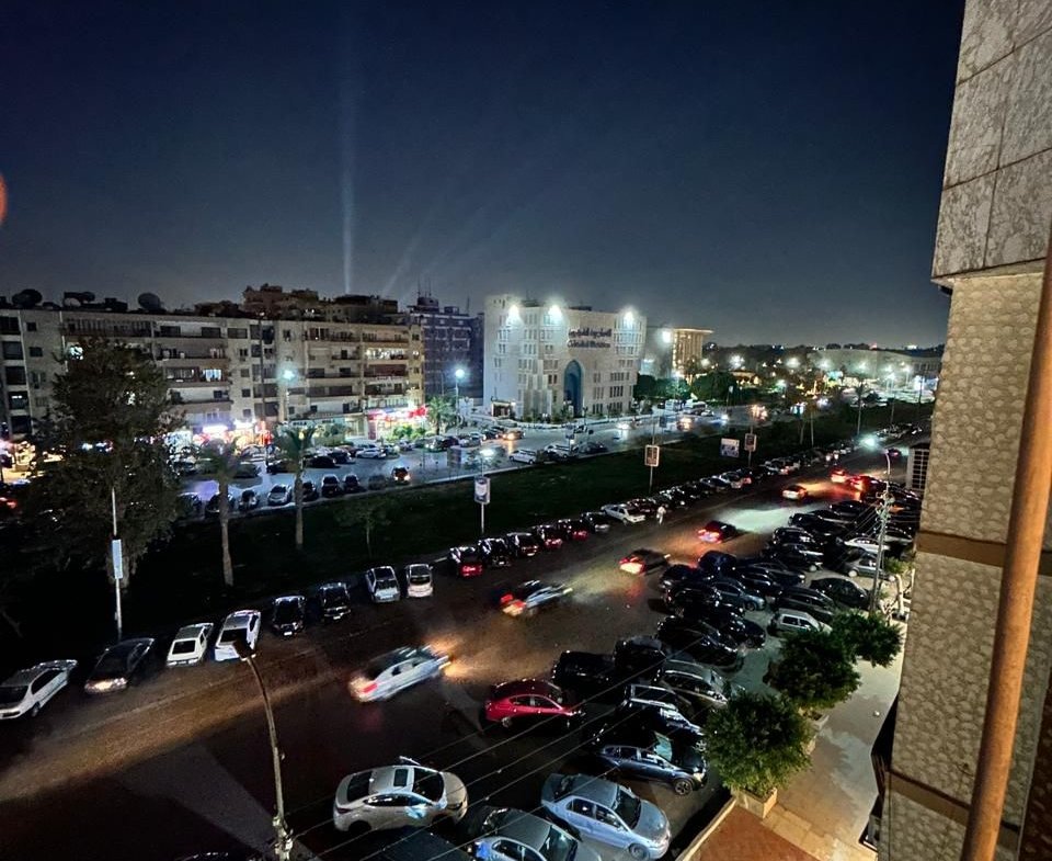 شقة مفروشة ثلاث غرف وصالة شيراتون المطار