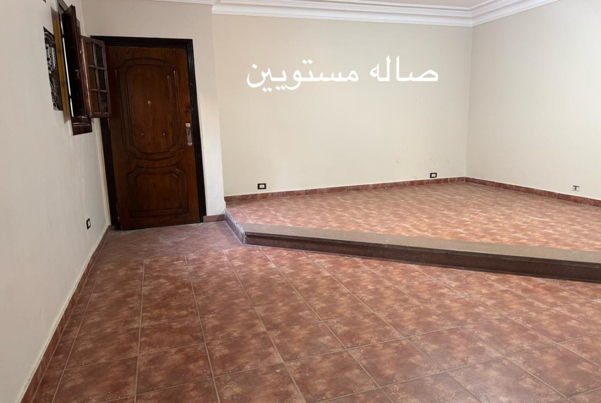 شقه للبيع ١٨٥ شارع الهرم الرئيسي
